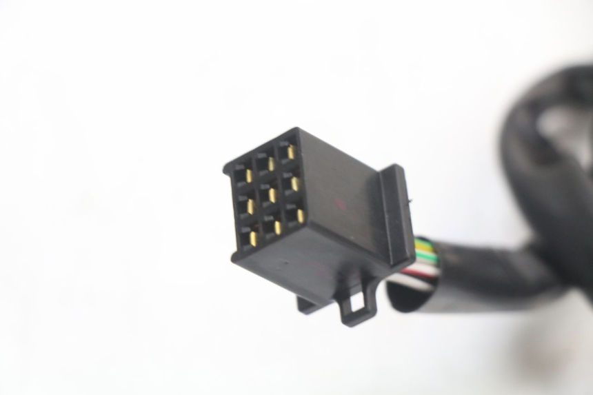 photo de CONMUTADOR IZQUIERDA ROYAL ENFIELD SCRAM 411 (2022 - 2024) - Estado de la superficie y material