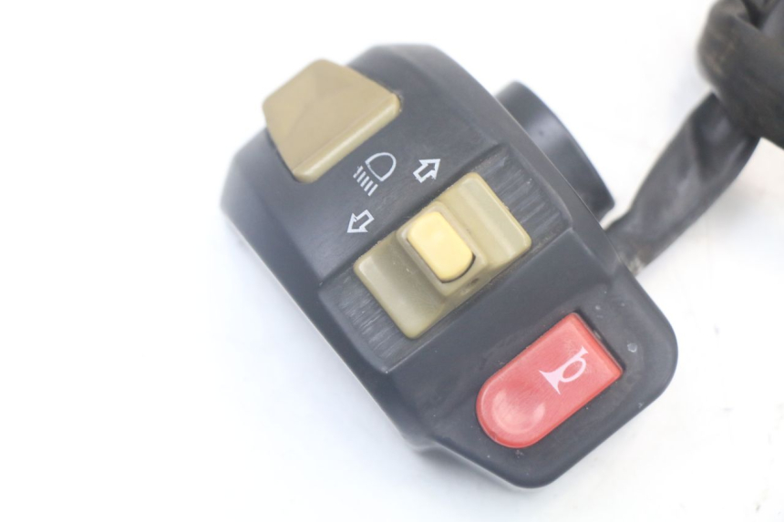 photo de INTERRUPTOR DE LUCES IZQUIERDO KEEWAY RY6 2T 50 (2011 - 2019) - Detalle de la pieza