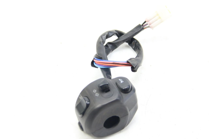 photo de INTERRUPTOR DE LUCES IZQUIERDO LVNENG S5 1 (2019 - 2023) - Vista principal