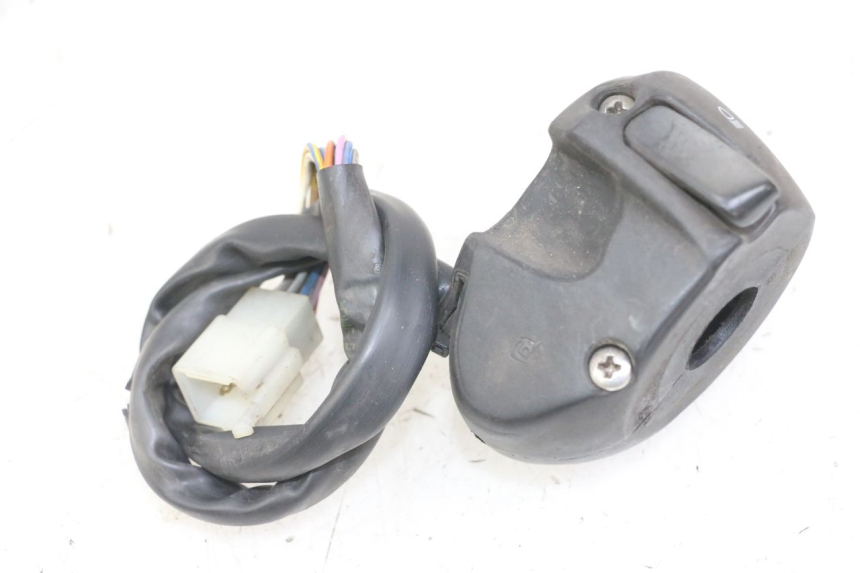 photo de CONMUTADOR IZQUIERDA PEUGEOT SATELIS 125 (2013 - 2018) - Otra perspectiva