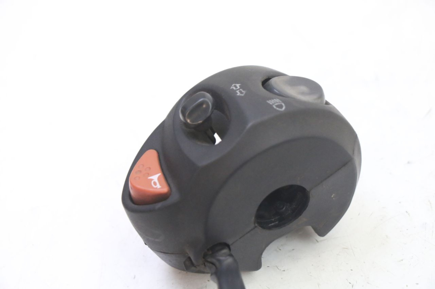 photo de CONMUTADOR IZQUIERDA PEUGEOT SATELIS 125 (2013 - 2018) - Zoom estado de uso