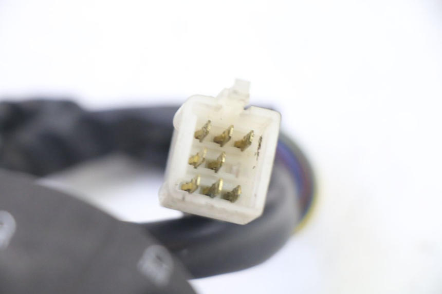 photo de CONMUTADOR IZQUIERDA PEUGEOT SATELIS 250 (2006 - 2012) - Estado de la superficie y material