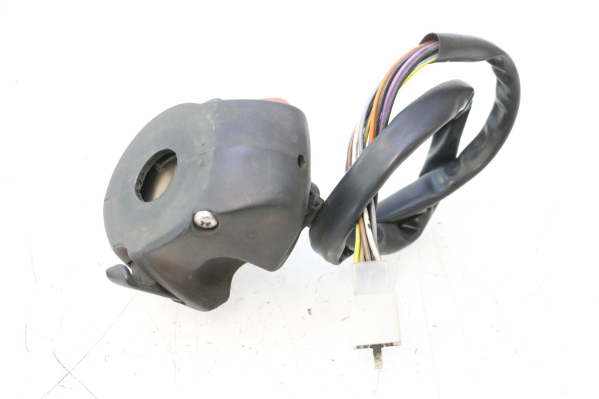 photo de INTERRUPTOR DE LUCES IZQUIERDO PEUGEOT SATELIS 125 (2006 - 2009) - Vista general del producto
