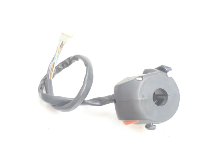 photo de INTERRUPTOR DE LUCES IZQUIERDO PEUGEOT SATELIS 125 (2006 - 2009) - Vista general del producto