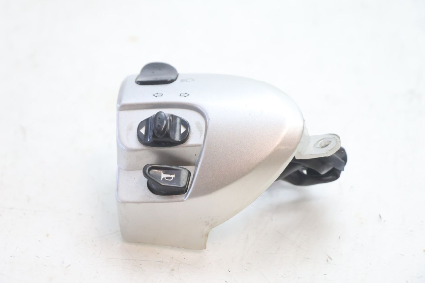 photo de CONMUTADOR IZQUIERDA FYM SCOOTERONE 125 (2006 - 2008) - Zoom estado de uso