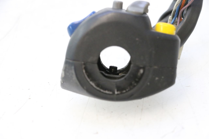 photo de CONMUTADOR IZQUIERDA PEUGEOT SPEEDFIGHT 2 AC 50 (2000 - 2009) - Zoom estado de uso