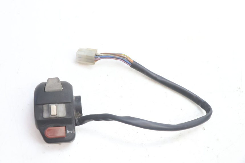 photo de INTERRUPTOR DE LUCES IZQUIERDO PEUGEOT SPEEDFIGHT LC 50 (1996 - 2002) - Vista principal