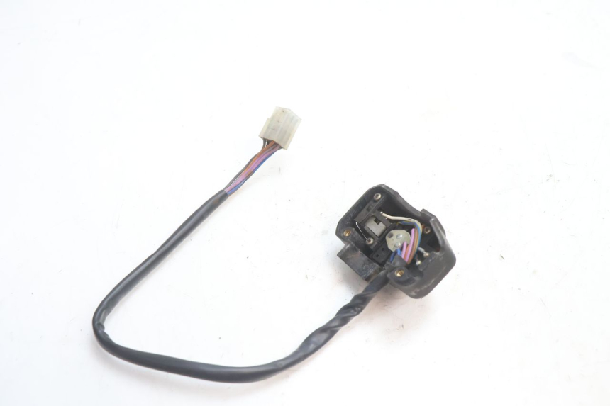photo de INTERRUPTOR DE LUCES IZQUIERDO PEUGEOT SPEEDFIGHT LC 50 (1996 - 2002) - Primer plano técnico
