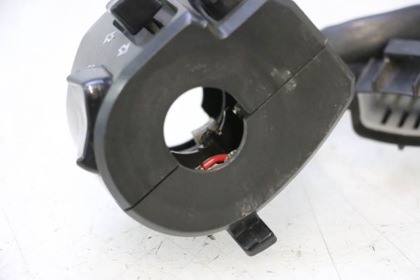 photo de CONMUTADOR IZQUIERDA DUCATI SS IE DS CARENEE 1000 (2002 - 2006) - Zoom estado de uso