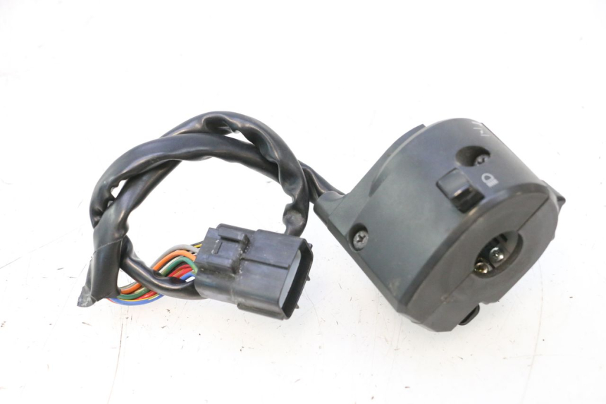 photo de CONMUTADOR IZQUIERDA DUCATI SS IE DS CARENEE 1000 (2002 - 2006) - Primer plano técnico