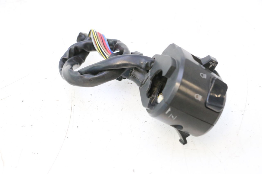 photo de CONMUTADOR IZQUIERDA DUCATI SS IE DS CARENEE 1000 (2002 - 2006) - Vista general del producto