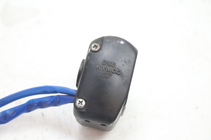 photo de CONMUTADOR IZQUIERDA KYMCO SUPER 8 2T 50 (2007 - 2013) - Detalles de los puntos de fijación