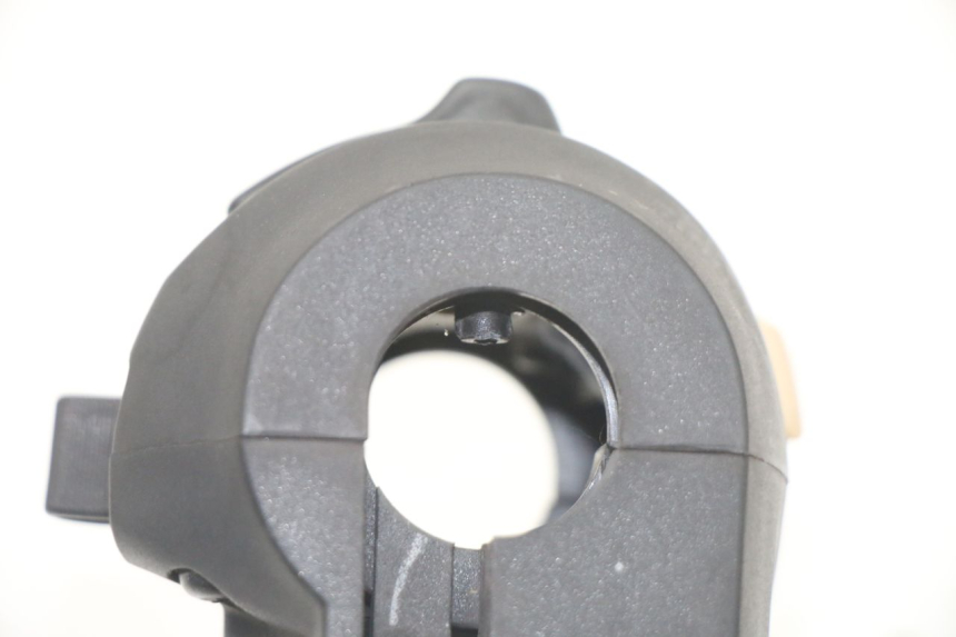 photo de CONMUTADOR IZQUIERDA SUZUKI BURGMAN 125 (2018 - 2021) - Estado de la superficie y material