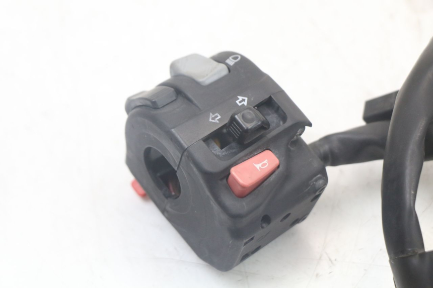 photo de INTERRUPTOR DE LUCES IZQUIERDO YAMAHA TDM ABS 900 (2002 - 2014) - Vista general del producto