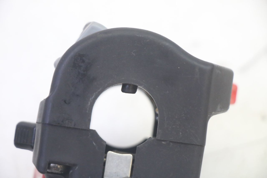 photo de CONMUTADOR IZQUIERDA YAMAHA TDM ABS 900 (2002 - 2014) - Estado de la superficie y material