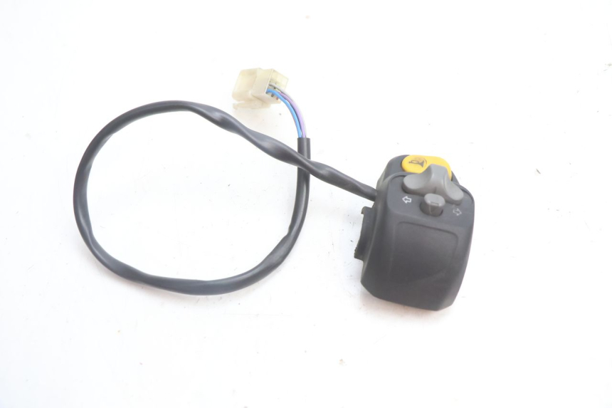 photo de INTERRUPTOR DE LUCES IZQUIERDO PEUGEOT TKR TREKKER FURIOUS 50 (2005 - 2014) - Zoom estado de uso