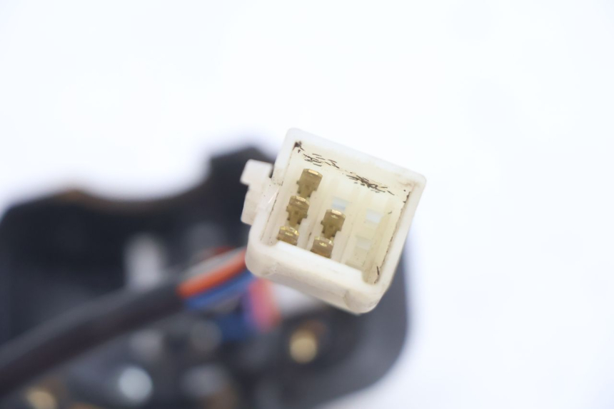 photo de INTERRUPTOR DE LUCES IZQUIERDO PEUGEOT TKR TREKKER FURIOUS 50 (2005 - 2014) - Vista general del producto