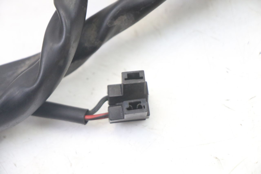 photo de INTERRUPTOR DE LUCES IZQUIERDO. SUZUKI UH BURGMAN 125 (2002 - 2006) - Detalles de los puntos de fijación