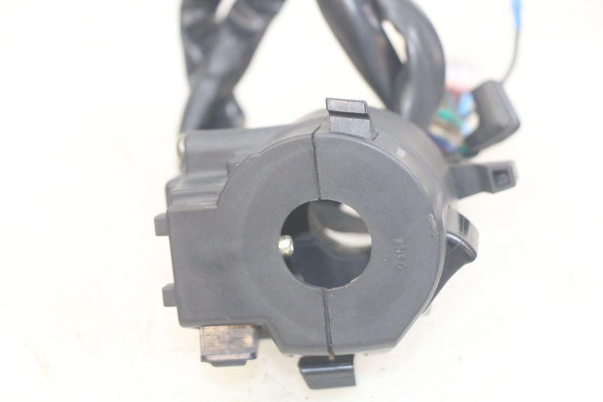 photo de INTERRUPTOR DE LUCES IZQUIERDO MOTRAC URBAN 4T 50 (2016 - 2024) - Detalle de la pieza