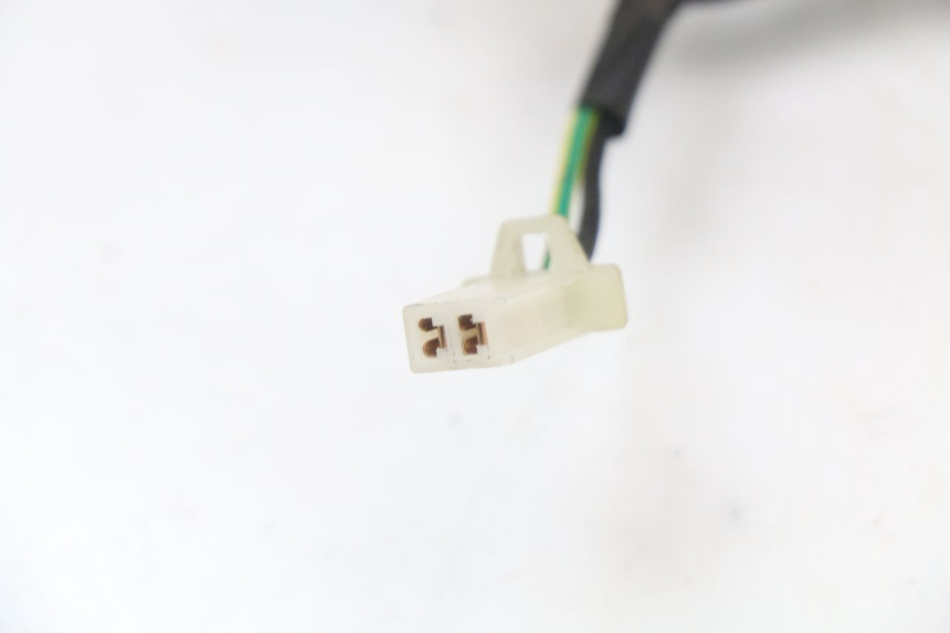 photo de Interruptor de luces izquierdo BEELINE VELOCE 4T 50 (2011 - 2020) - Detalles de los puntos de fijación