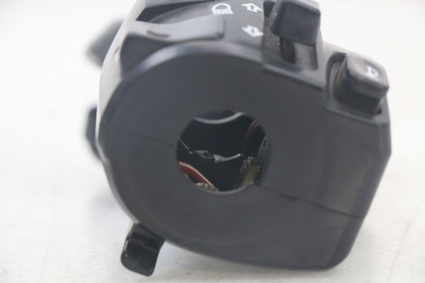 photo de INTERRUPTOR DE LUCES IZQUIERDO KAWASAKI VERSYS ABS 650 (2015 - 2018) - Vista general del producto