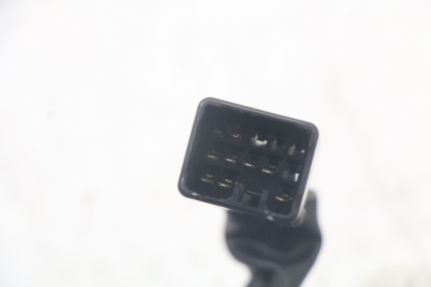 photo de INTERRUPTOR DE LUCES IZQUIERDO KAWASAKI VERSYS ABS 650 (2015 - 2018) - Recambio usado revisado