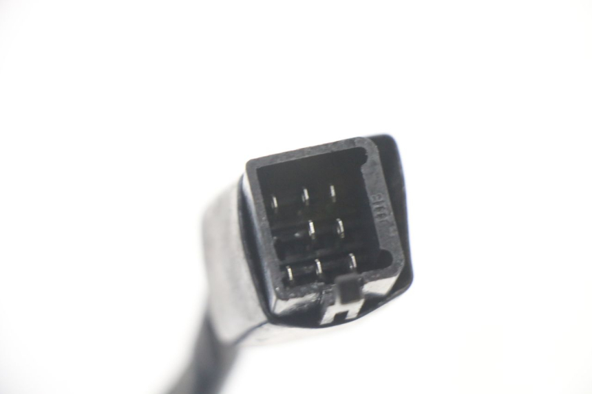 photo de INTERRUPTOR DE LUCES IZQUIERDO PEUGEOT VIVACITY NEW 2T 50 (2008 - 2017) - Detalles de los puntos de fijación