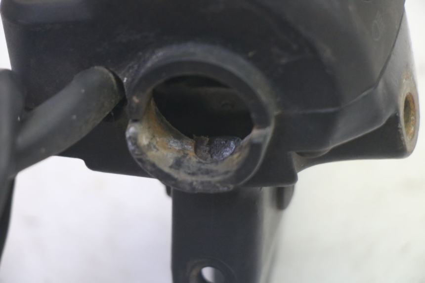 photo de CONMUTADOR IZQUIERDA PEUGEOT VIVACITY 100 (1999 - 2008) - Detalles de los puntos de fijación