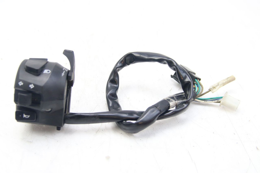 photo de INTERRUPTOR DE LUCES IZQUIERDO SYM WOLF SB 125 (2011 - 2018) - Vista principal