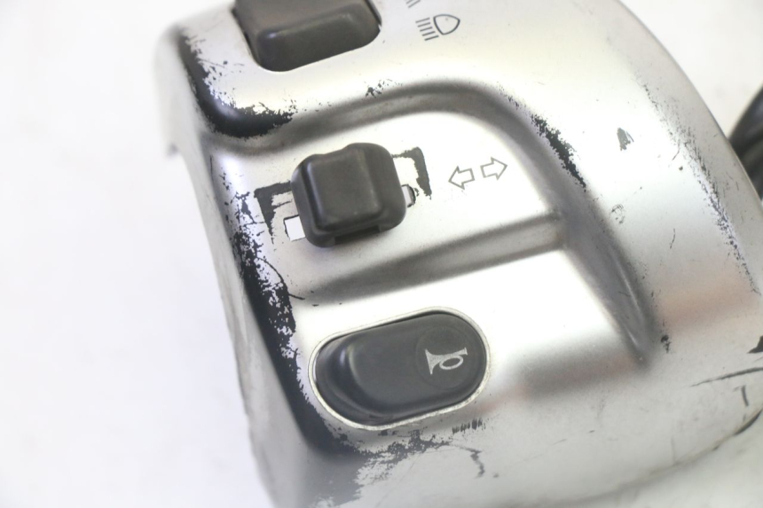 photo de CONMUTADOR IZQUIERDA YAMAHA X-CITY XCITY 125 (2007 - 2013) - Zoom estado de uso