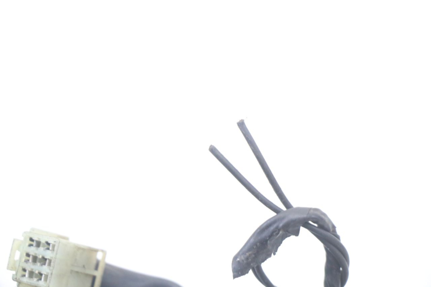 photo de CONMUTADOR IZQUIERDA YAMAHA X-MAX XMAX ABS 250 (2010 - 2012) - Características distintivas