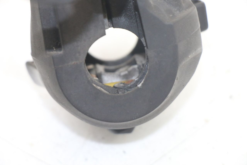 photo de CONMUTADOR IZQUIERDA YAMAHA X-MAX XMAX ABS 250 (2010 - 2012) - Vista general del producto