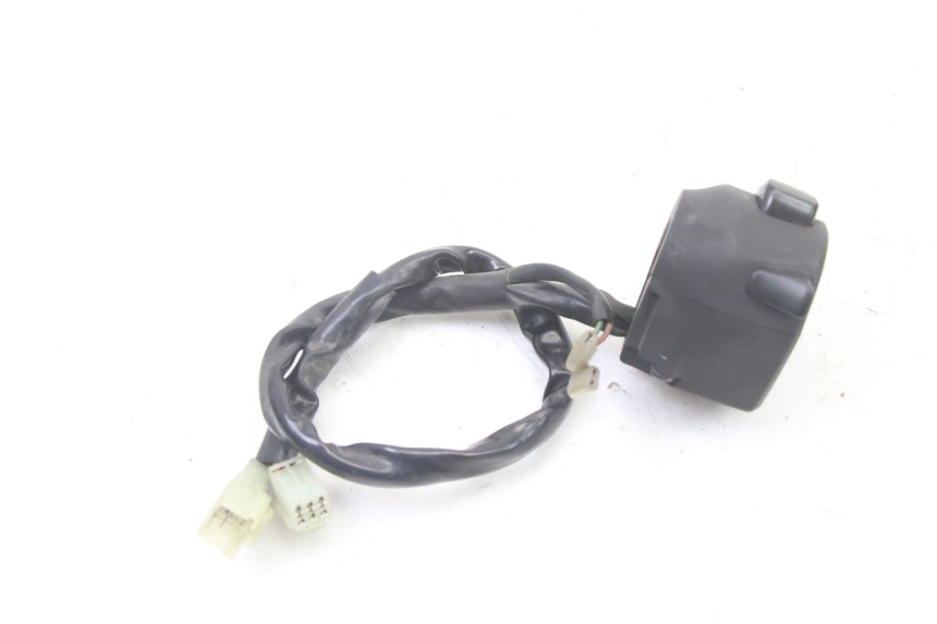 photo de INTERRUPTOR DE LUCES IZQUIERDO YAMAHA X-MAX XMAX 125 (2010 - 2013) - Vista general del producto