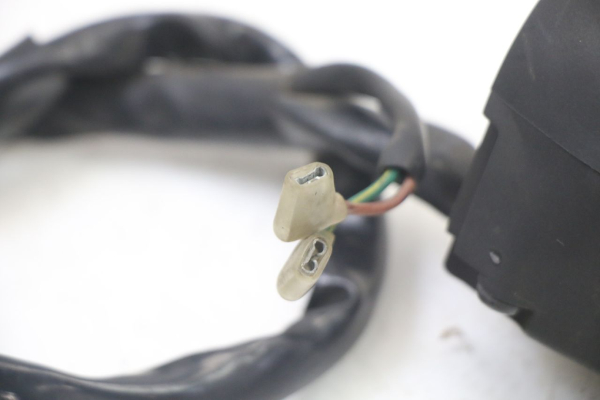 photo de INTERRUPTOR DE LUCES IZQUIERDO YAMAHA X-MAX XMAX 125 (2010 - 2013) - Recambio usado revisado