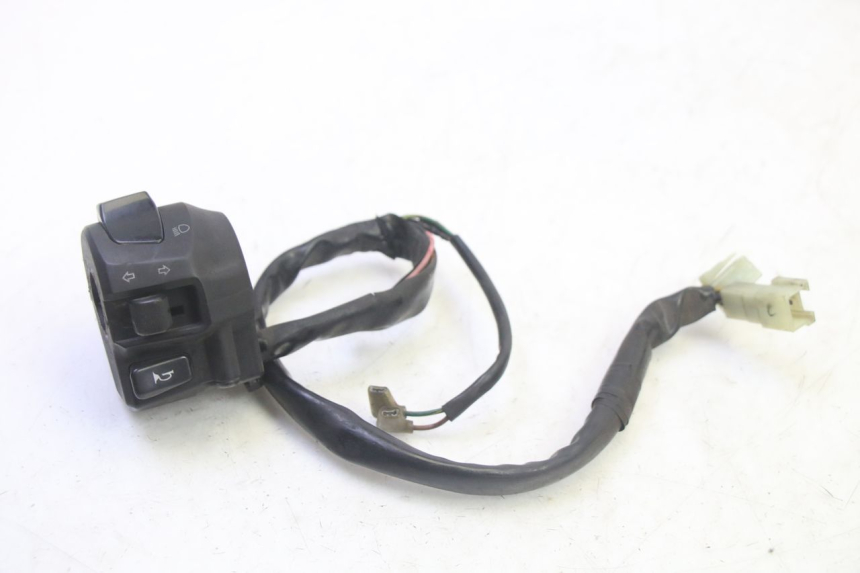 photo de INTERRUPTOR DE LUCES IZQUIERDO YAMAHA X-MAX XMAX 125 (2010 - 2013) - Vista principal