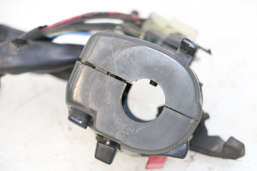 photo de CONMUTADOR IZQUIERDA YAMAHA XJN DIVERSION 600 (2000 - 2003) - Otra perspectiva