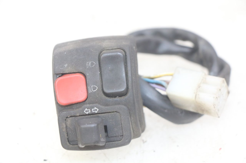 photo de INTERRUPTOR DE LUCES IZQUIERDO PEUGEOT XP6 50 (2006 - 2011) - Vista principal