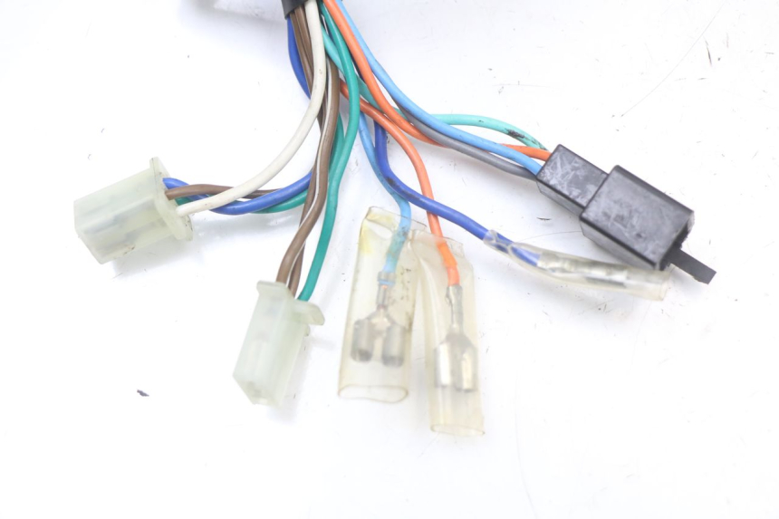 photo de CONMUTADOR IZQUIERDA SYM XS 125 (2007 - 2016) - Detalles de los puntos de fijación