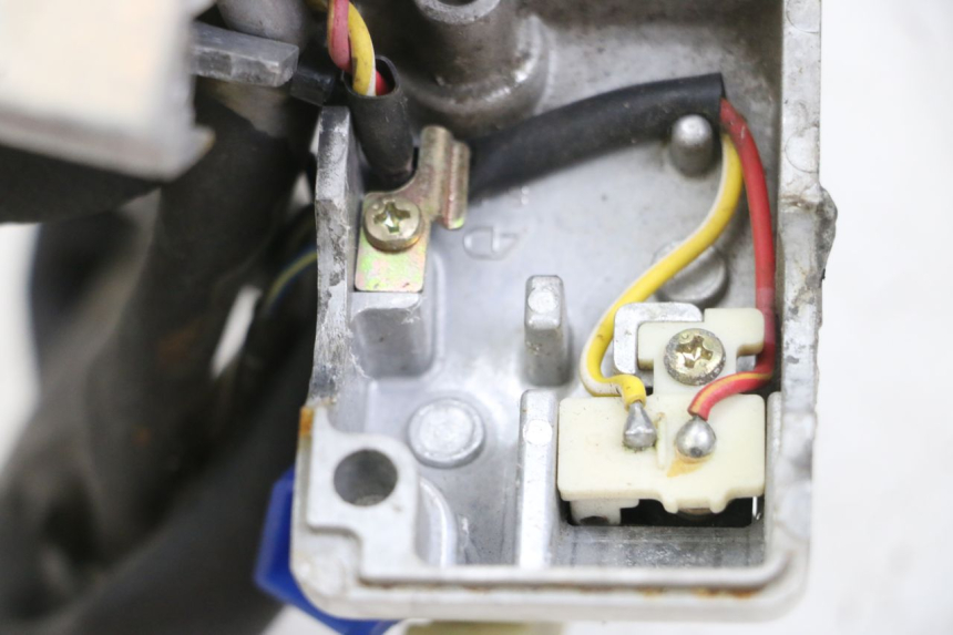 photo de CONMUTADOR IZQUIERDA YAMAHA XVS DRAG STAR DRAGSTAR 650 (1997 - 2007) - Detalle de la pieza