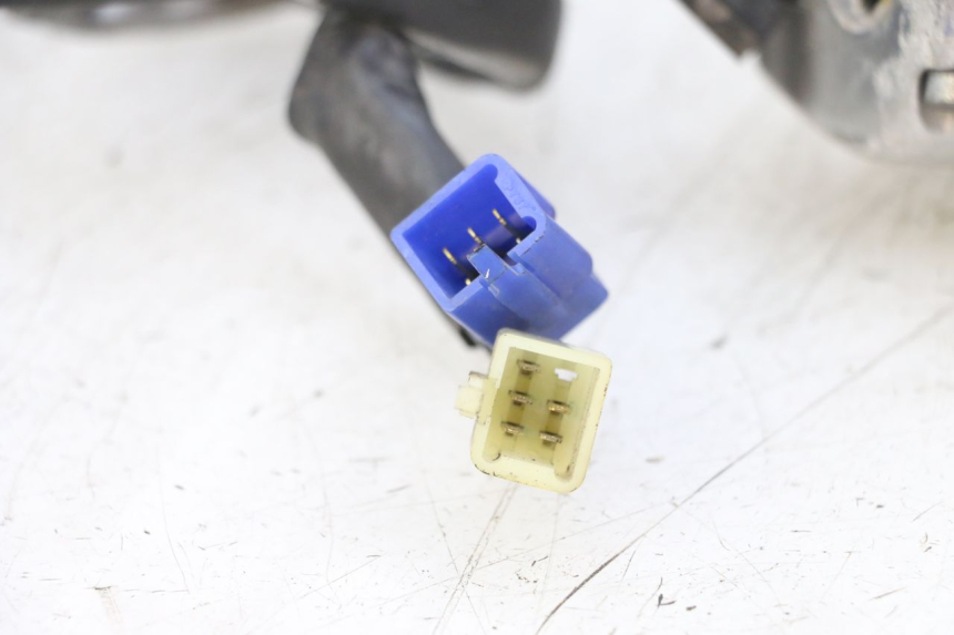 photo de CONMUTADOR IZQUIERDA YAMAHA XVS DRAG STAR DRAGSTAR 650 (1997 - 2007) - Detalles de los puntos de fijación