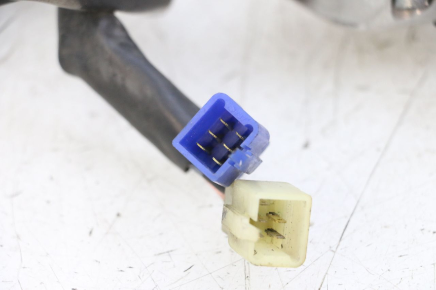 photo de CONMUTADOR IZQUIERDA YAMAHA XVS DRAG STAR DRAGSTAR 650 (1997 - 2007) - Estado de la superficie y material