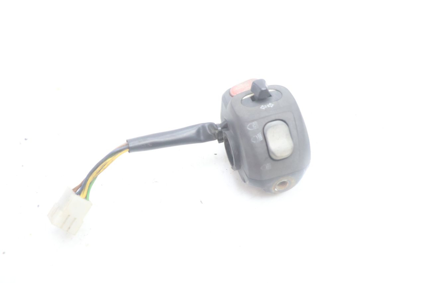 photo de INTERRUPTOR DE LUCES IZQUIERDO YAMAHA YP MAJESTY 125 (2002 - 2006) - Zoom estado de uso