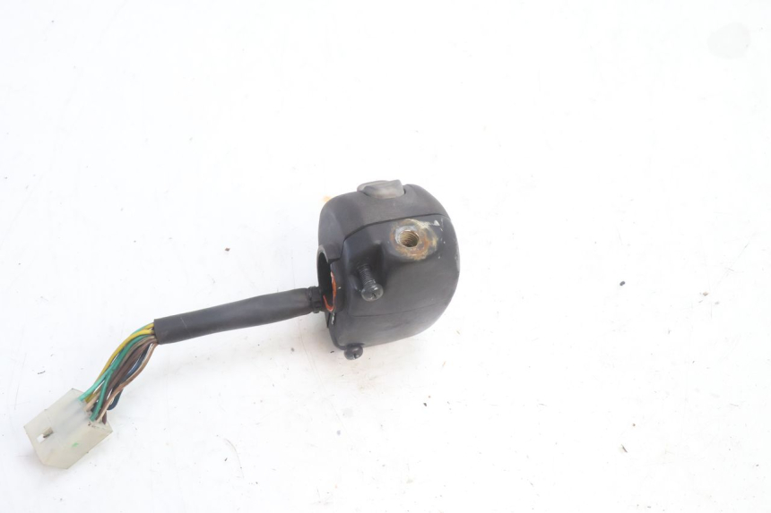 photo de CONMUTADOR IZQUIERDA YAMAHA YP MAJESTY 125 (2007 - 2010) - Detalle de la pieza