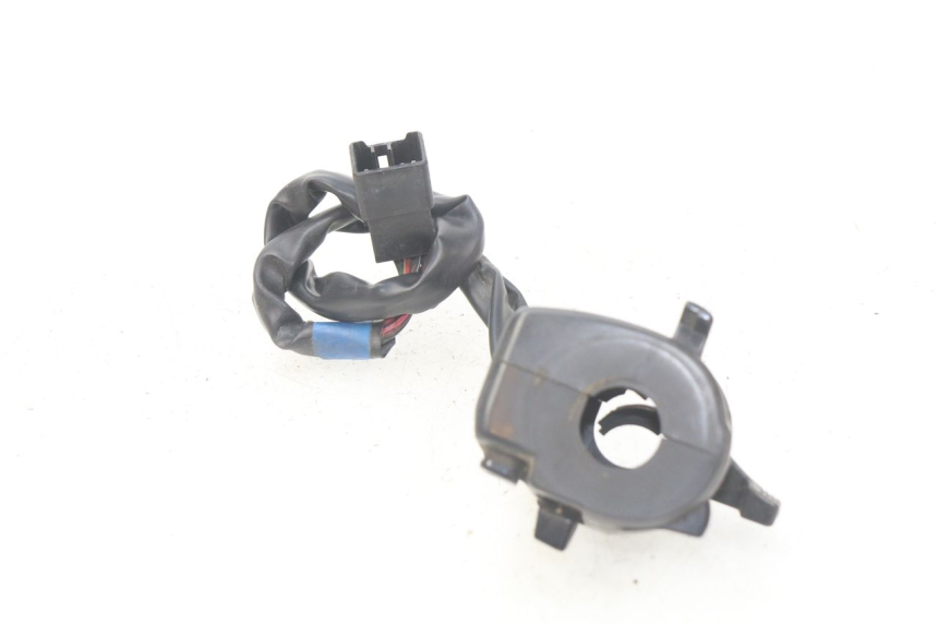 photo de INTERRUPTOR DE LUCES IZQUIERDO KAWASAKI Z S 750 (2003 - 2006) - Zoom estado de uso