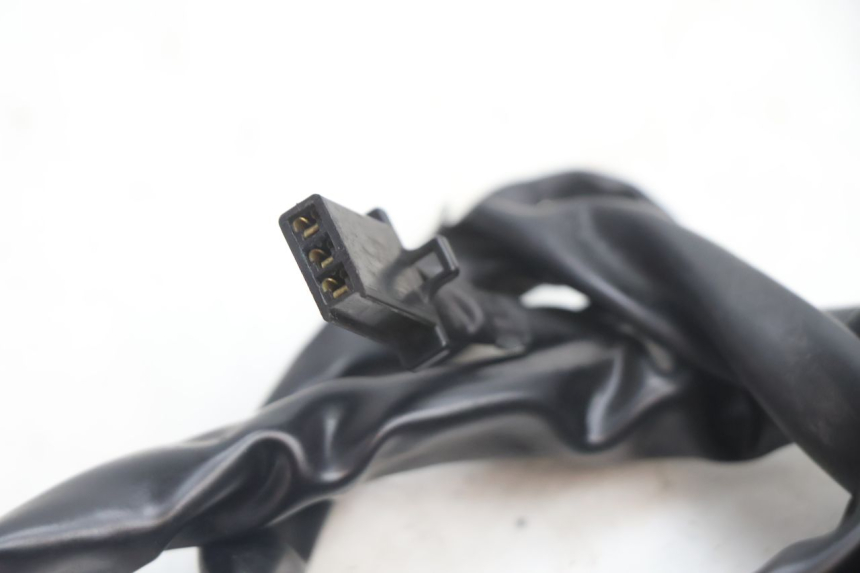 photo de CONMUTADOR IZQUIERDA KAWASAKI ZX-6R ZX6R 600 (2000 - 2002) - Primer plano técnico