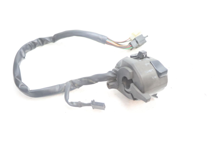 photo de INTERRUPTOR DE LUCES IZQUIERDO KAWASAKI ZX-6R ZX6R 600 (1995 - 1997) - Zoom estado de uso