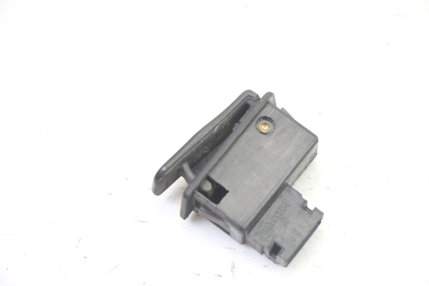 photo de CONMUTADOR DE CLAXON SYM FIDDLE 3 III 125 (2014 - 2020) - Zoom estado de uso