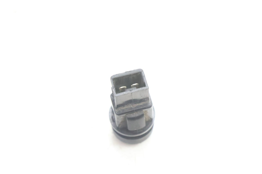 photo de CONMUTADOR DE CLAXON PIAGGIO FLY 2T 50 (2004 - 2017) - Otra perspectiva