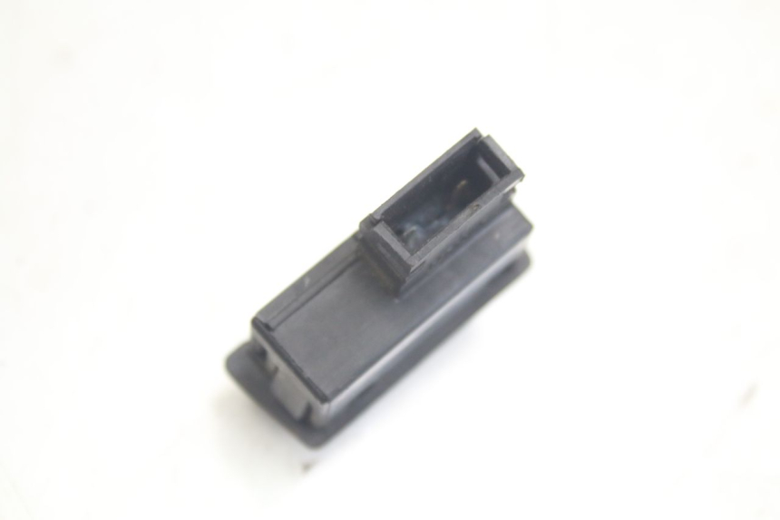 photo de CONMUTADOR DE CLAXON SYM ORBIT 2 4T 50 (2018 - 2022) - Detalle de la pieza