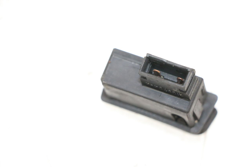 photo de CONMUTADOR DE CLAXON SYM ORBIT 2 4T 50 (2008 - 2017) - Zoom estado de uso